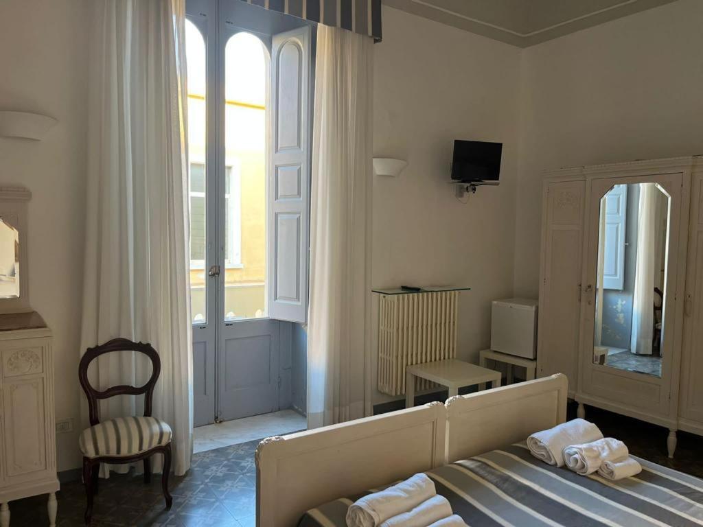 加利波利Palazzo Angelelli住宿加早餐旅馆 外观 照片