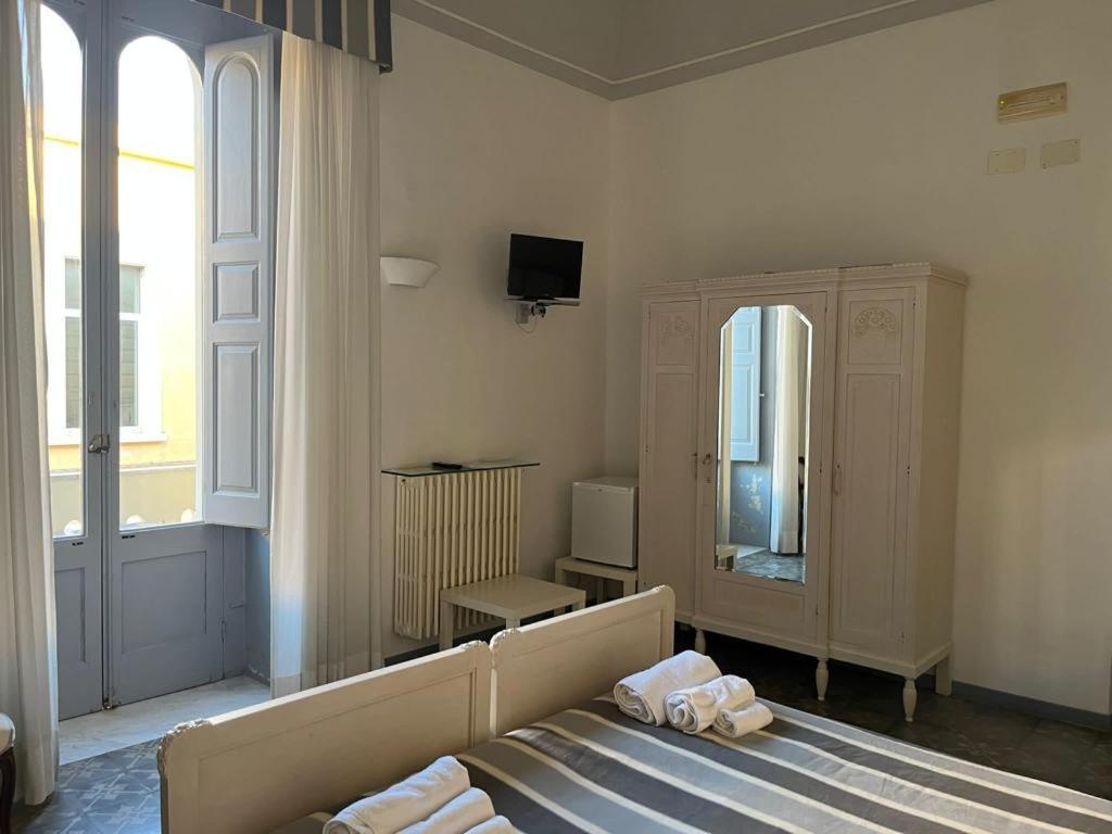 加利波利Palazzo Angelelli住宿加早餐旅馆 外观 照片